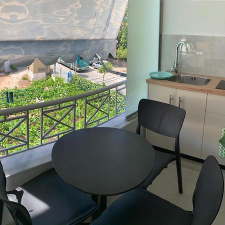Kekezis Apartments Sarandë エクステリア 写真