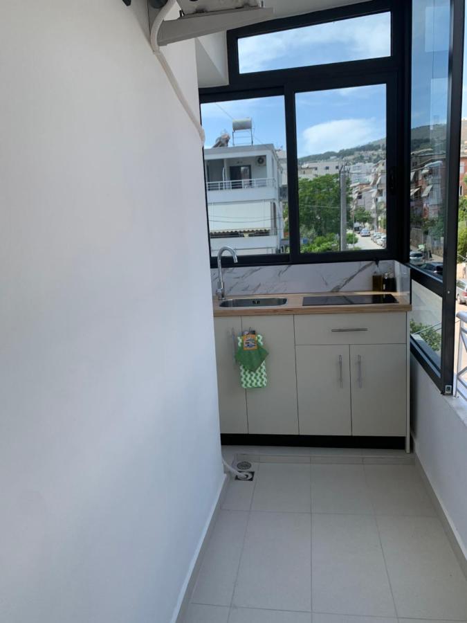 Kekezis Apartments Sarandë エクステリア 写真